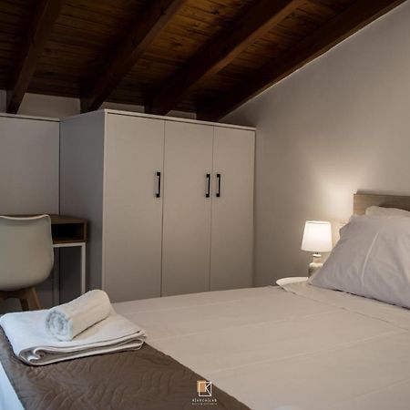 Uni Island - Old Town Suites Candia Esterno foto